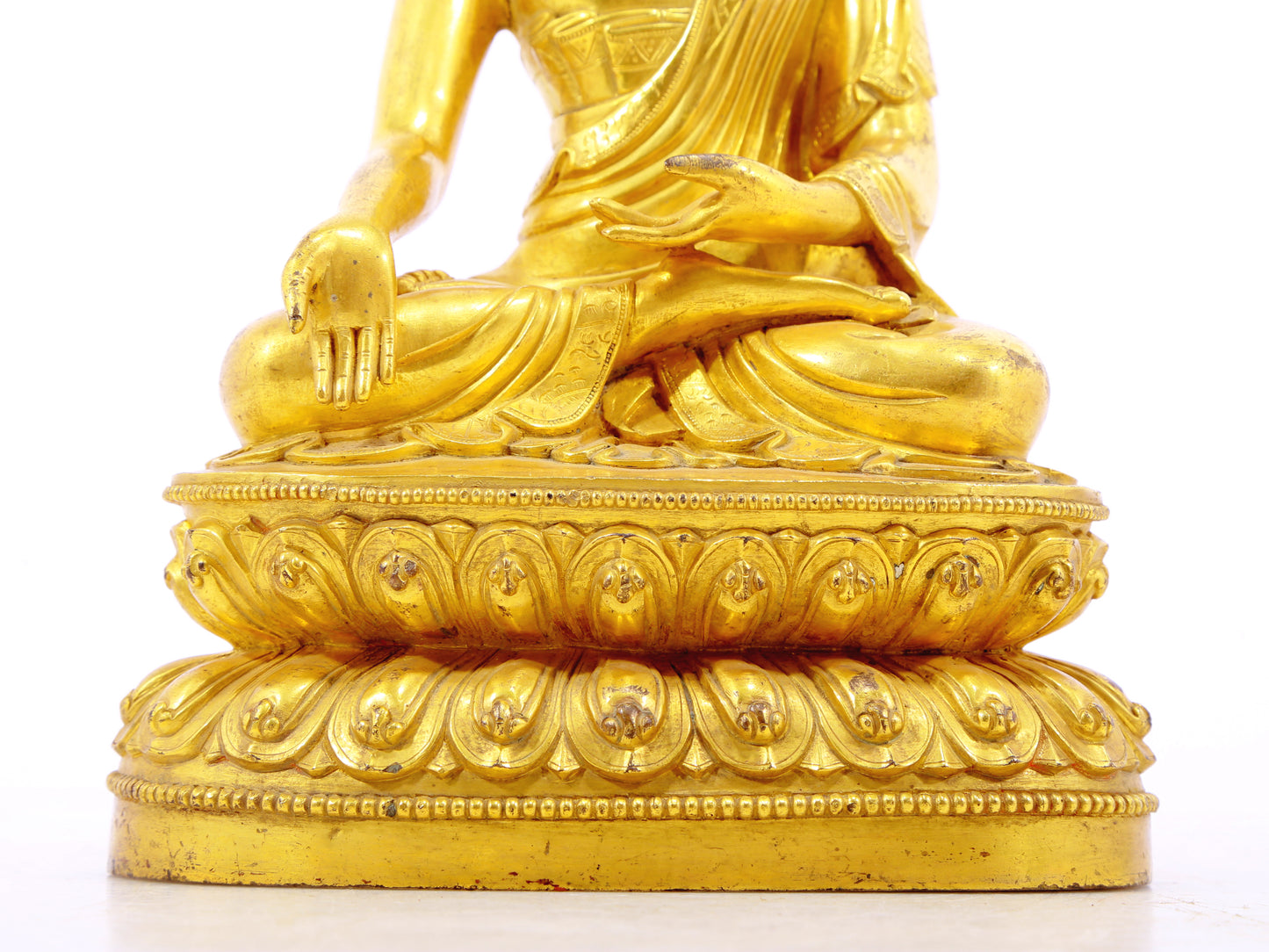 A serene alloy bronze Gautama Buddha