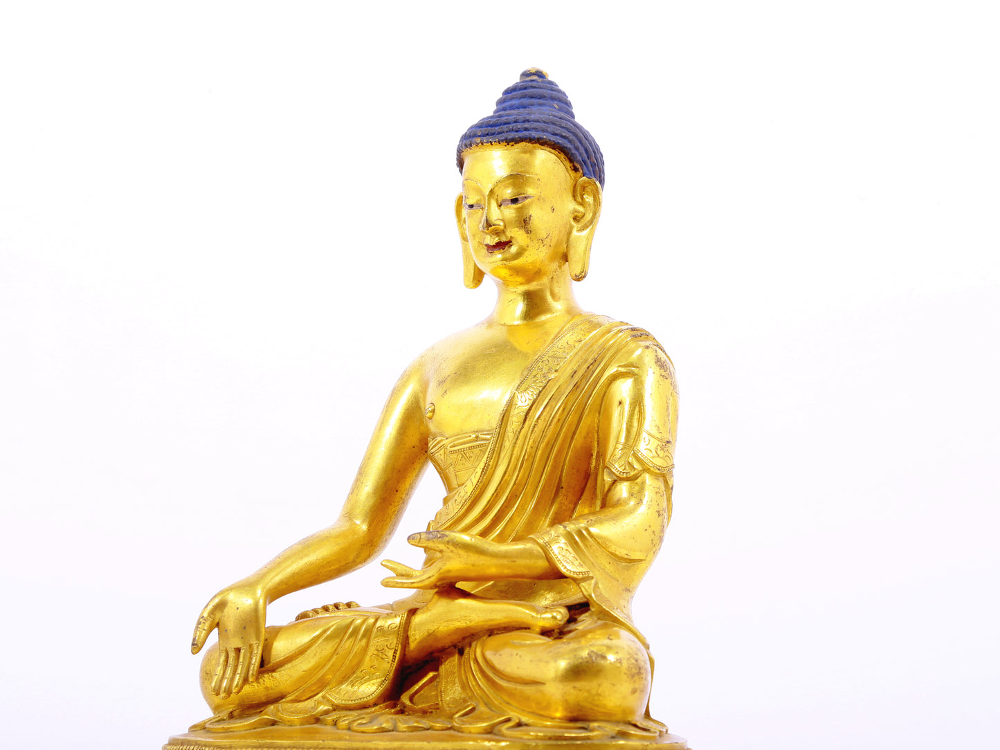 A serene alloy bronze Gautama Buddha