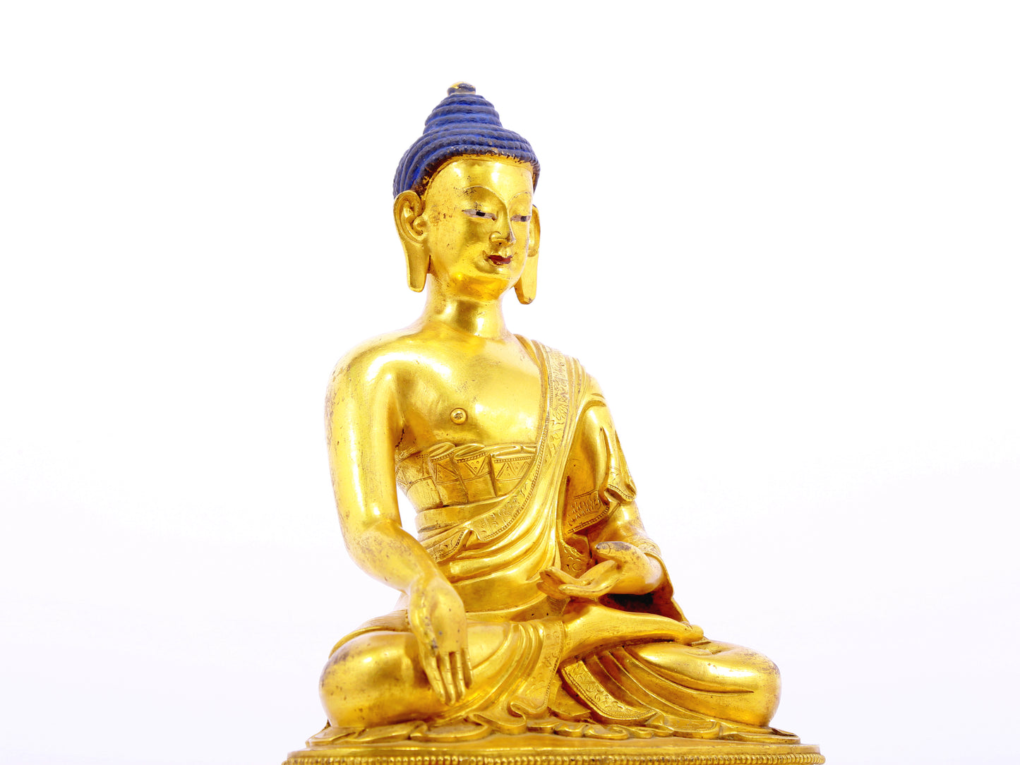 A serene alloy bronze Gautama Buddha