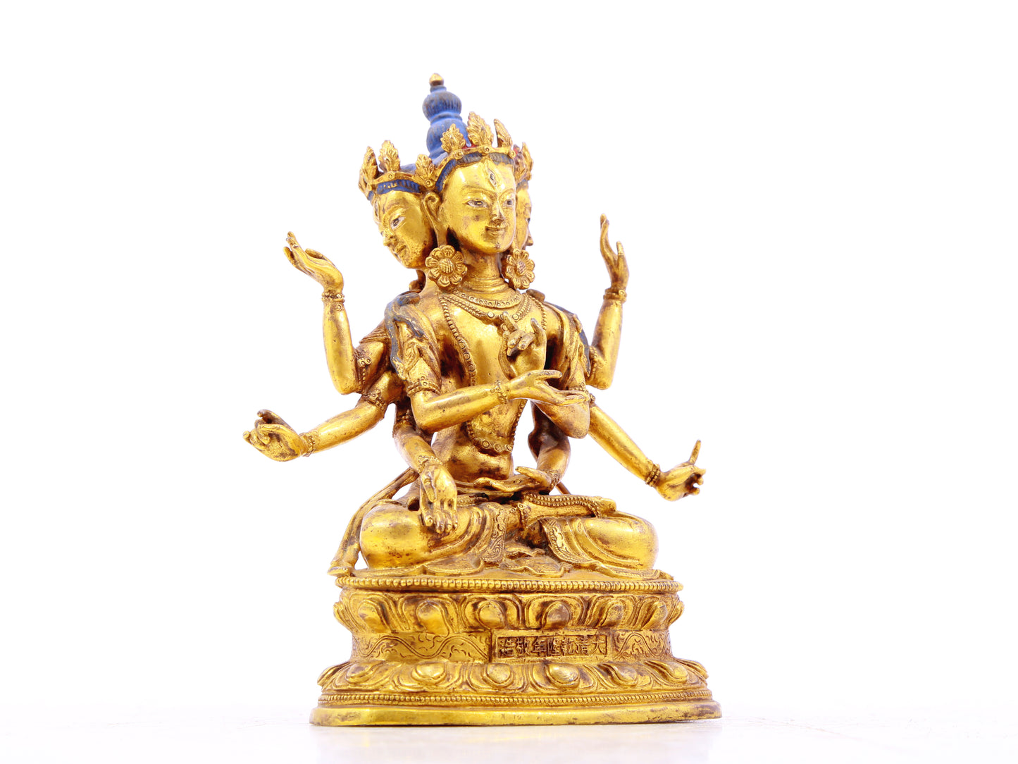 A serene gilt bronze statue of Bodhisattva