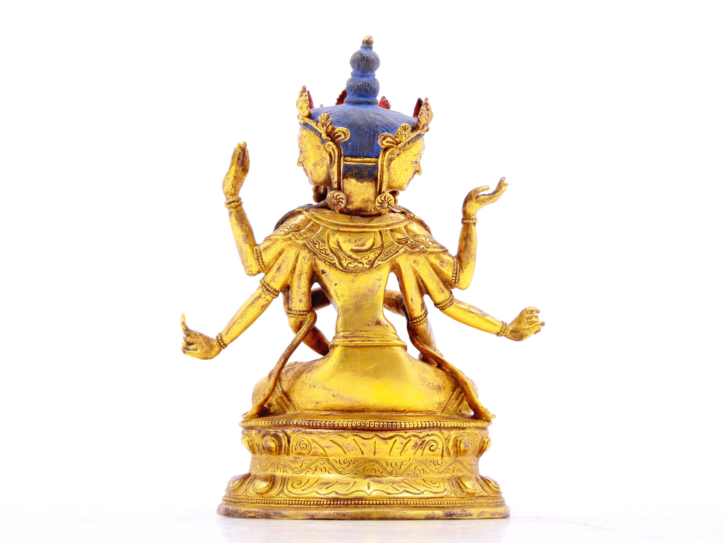 A serene gilt bronze statue of Bodhisattva