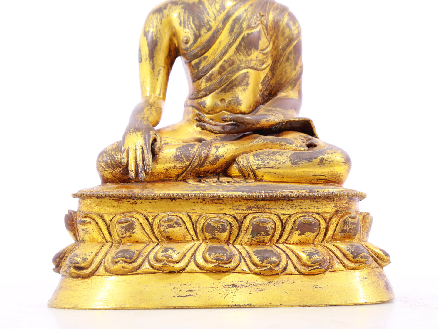 A serene alloy bronze Gautama Buddha