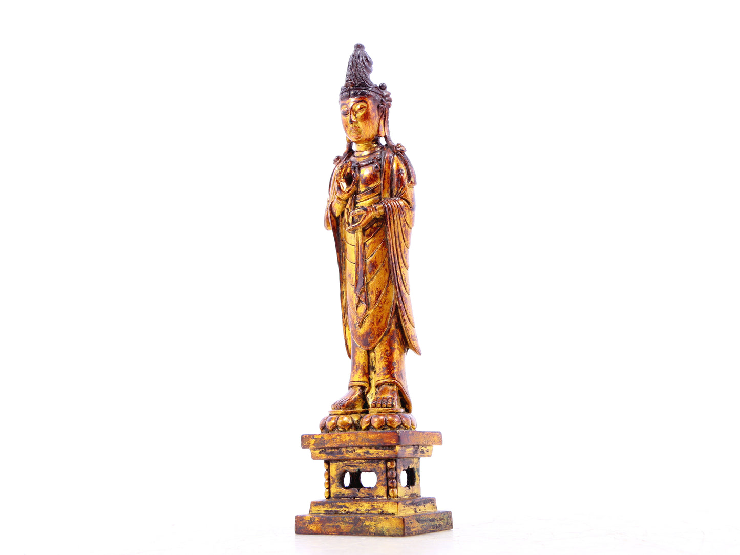 A serene gilt bronze statue of Guanyin