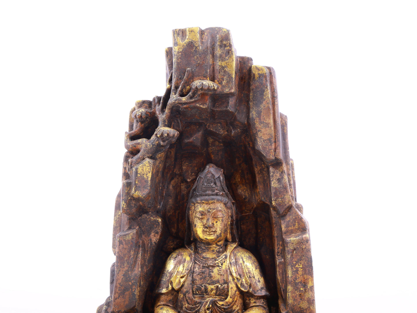 A serene gilt bronze statue of Guanyin