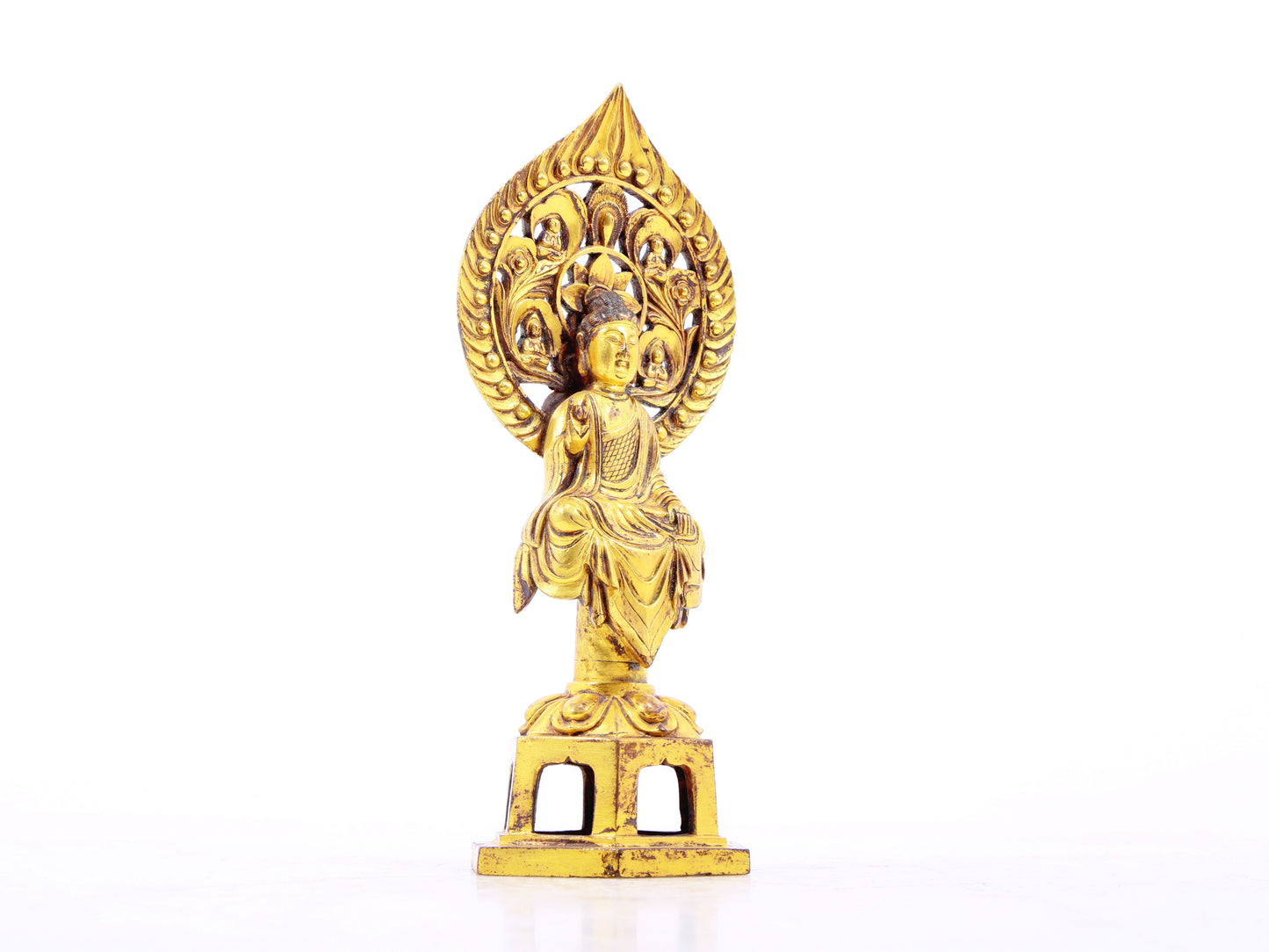 A serene gilt bronze statue of Bodhisattva