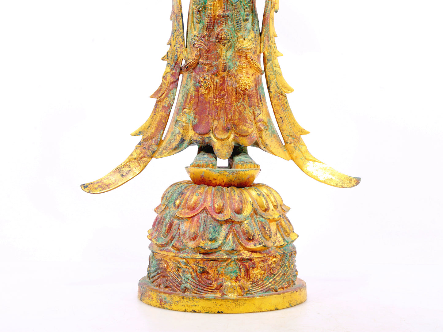 A serene gilt bronze statue of Bodhisattva