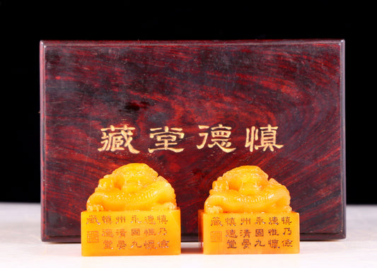 A set of exquisite Tianhuang stone dragon seals