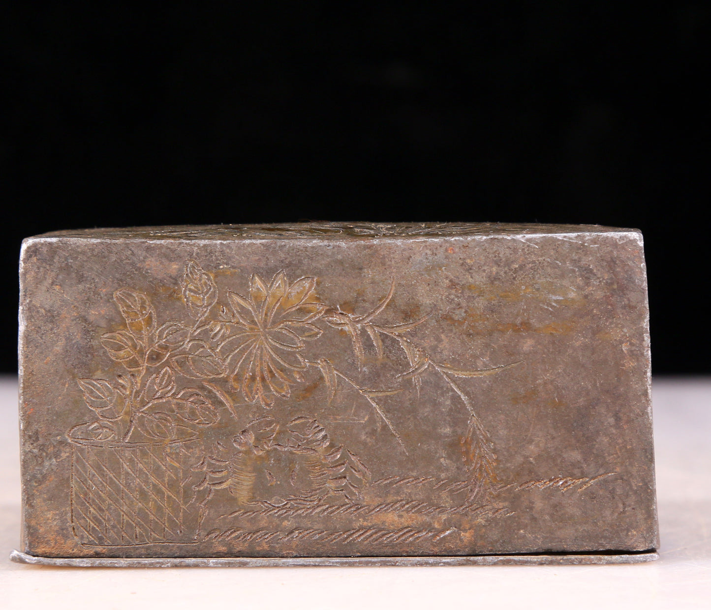 An exquisite Tianhuang stone seal with auspicious animal patterns