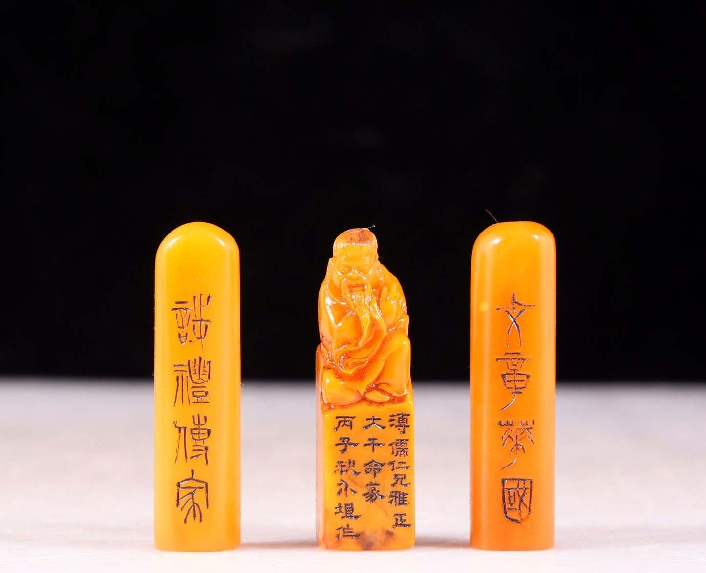 A set of exquisite Tianhuang stone character seals