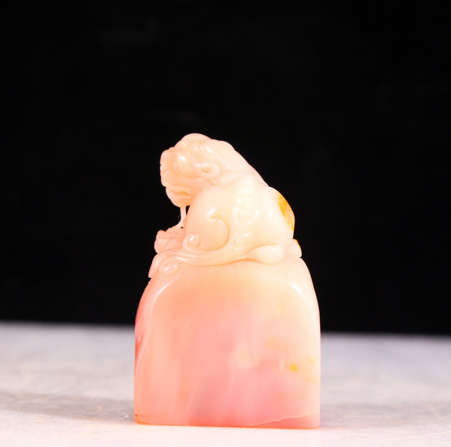 An exquisite Shoushan stone auspicious animal seal