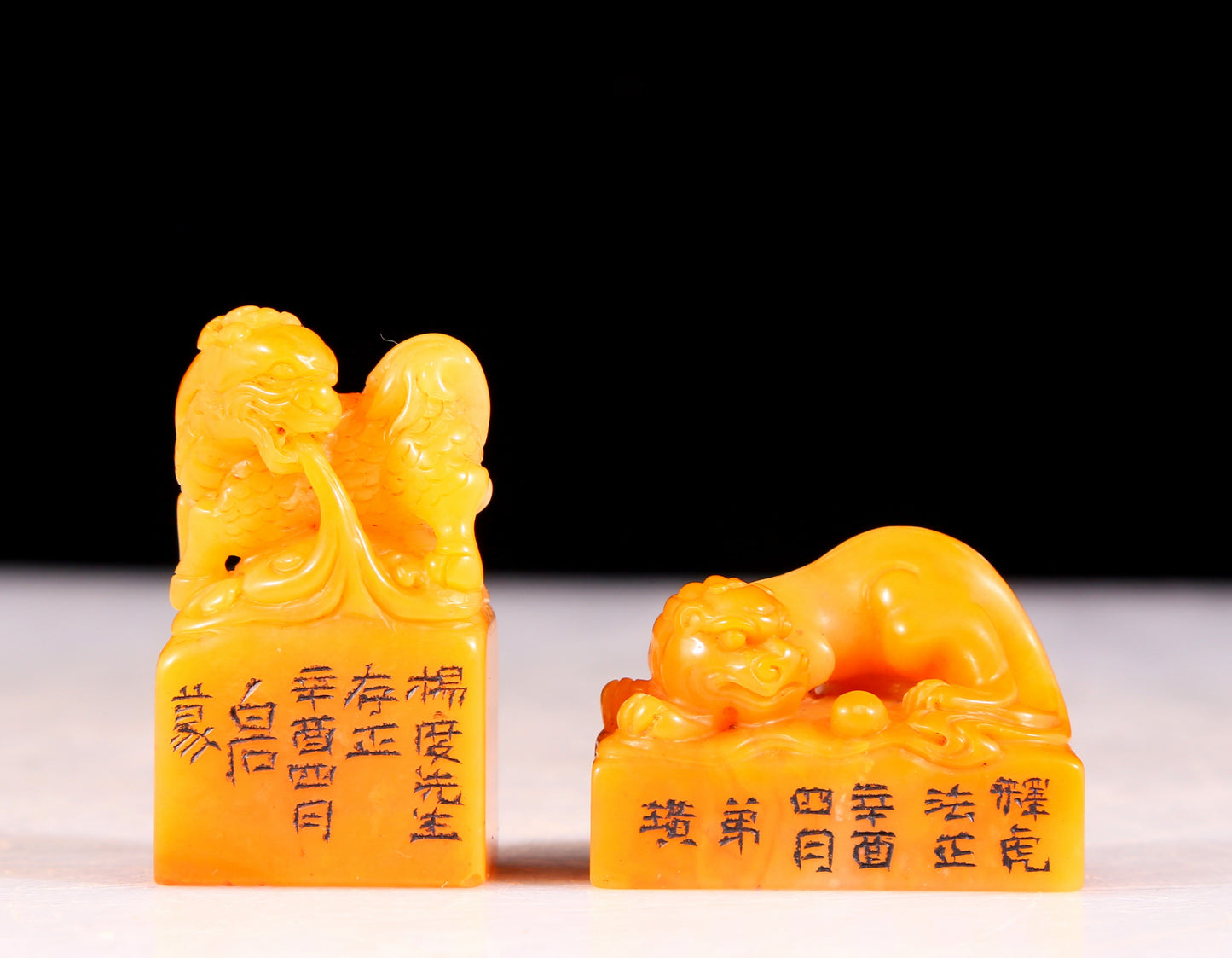 A set of exquisite Tianhuang stone auspicious animal seals