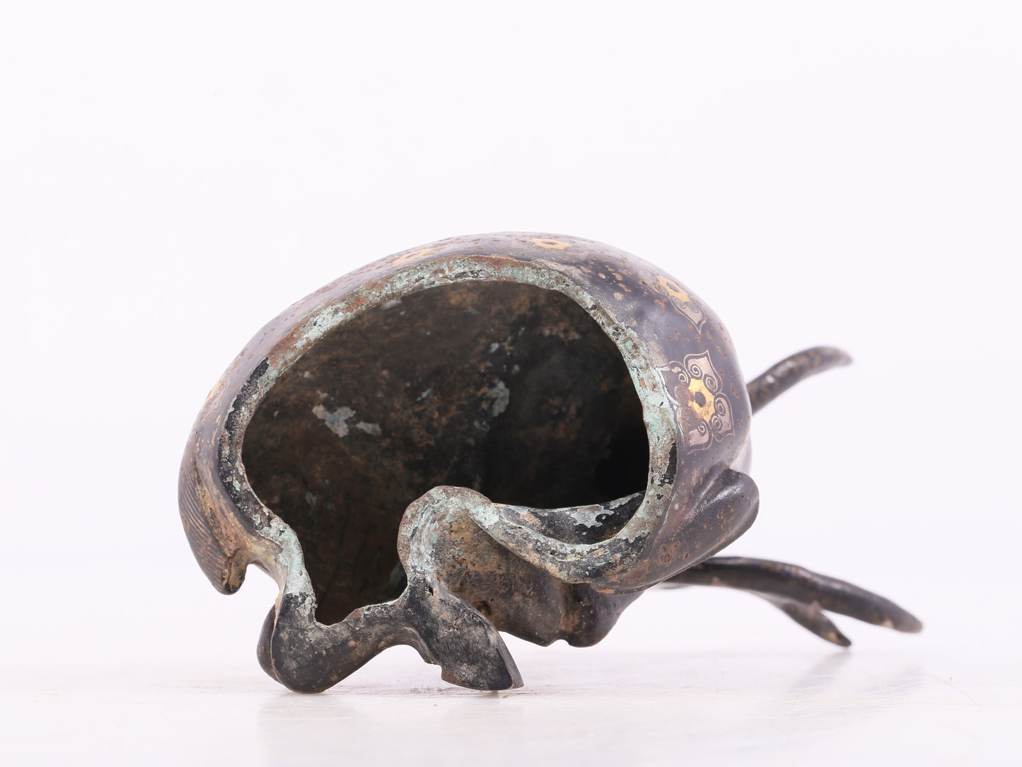 An Archaic Bronze Gold& Silver-Mounted Deer