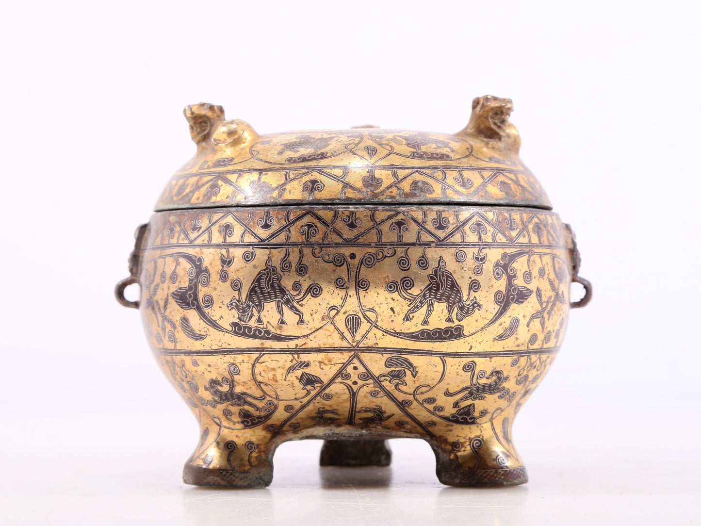 An Archaic Bronze Gold& Silver-Inlaid 'Auspicious Beast' Tripod Jar And Cover