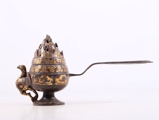 An exquisite bronze censer with gold and silver phoenix and floral patterns