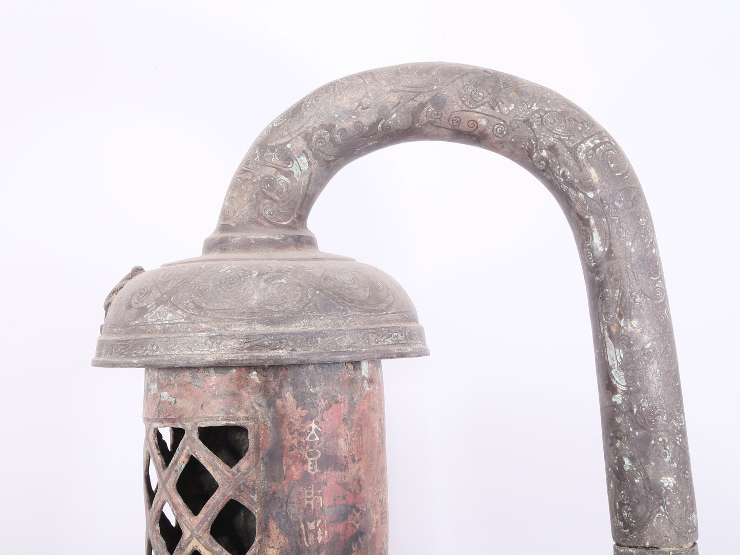 An exquisite bronze inlaid silver bull-shaped palace lantern