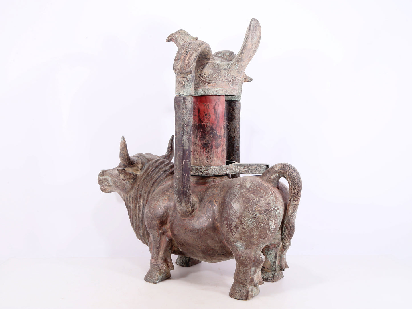 An exquisite bronze inlaid silver bull-shaped palace lantern