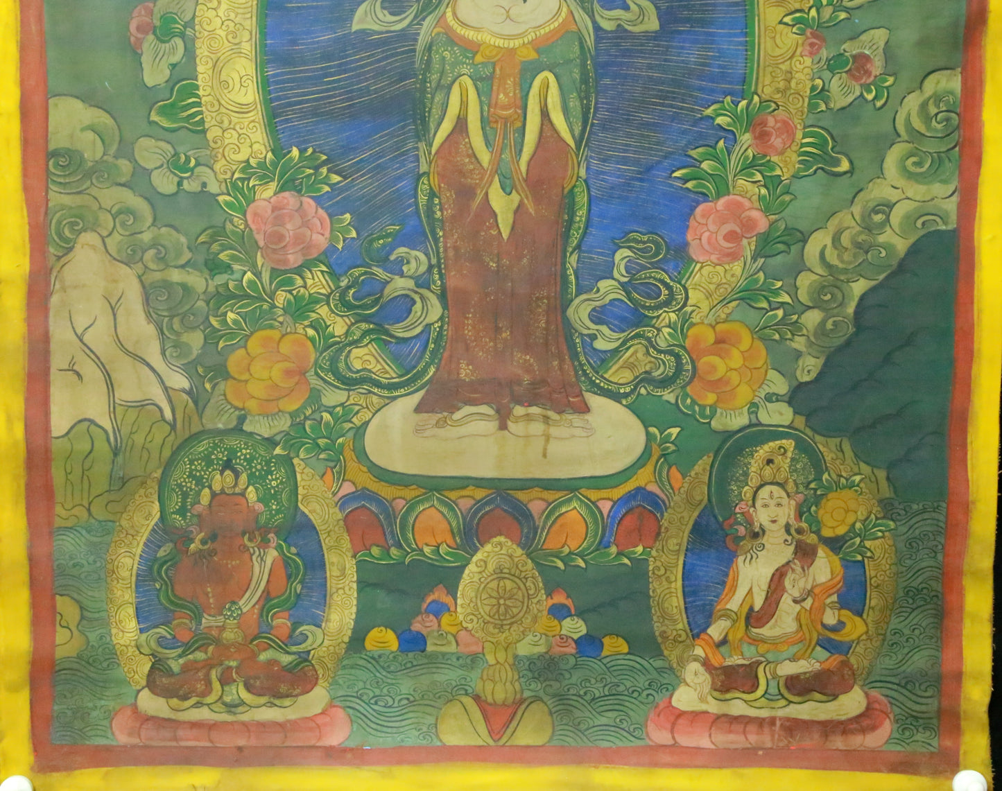 An Exquiste Painted Gold Four-Armed Avalokiteshvara Thangka