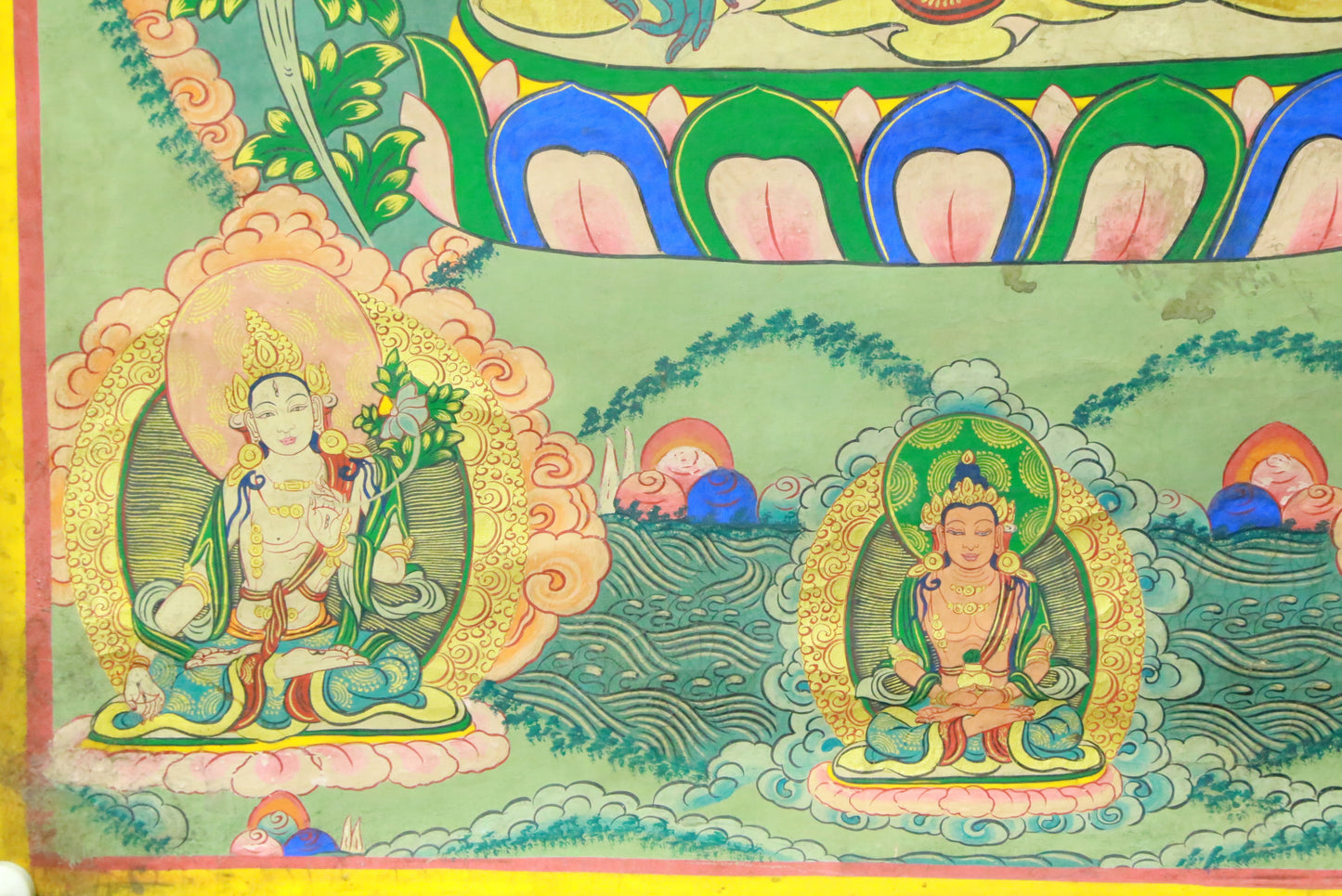 An Exquiste Painted Gold Gautama Buddha Thangka