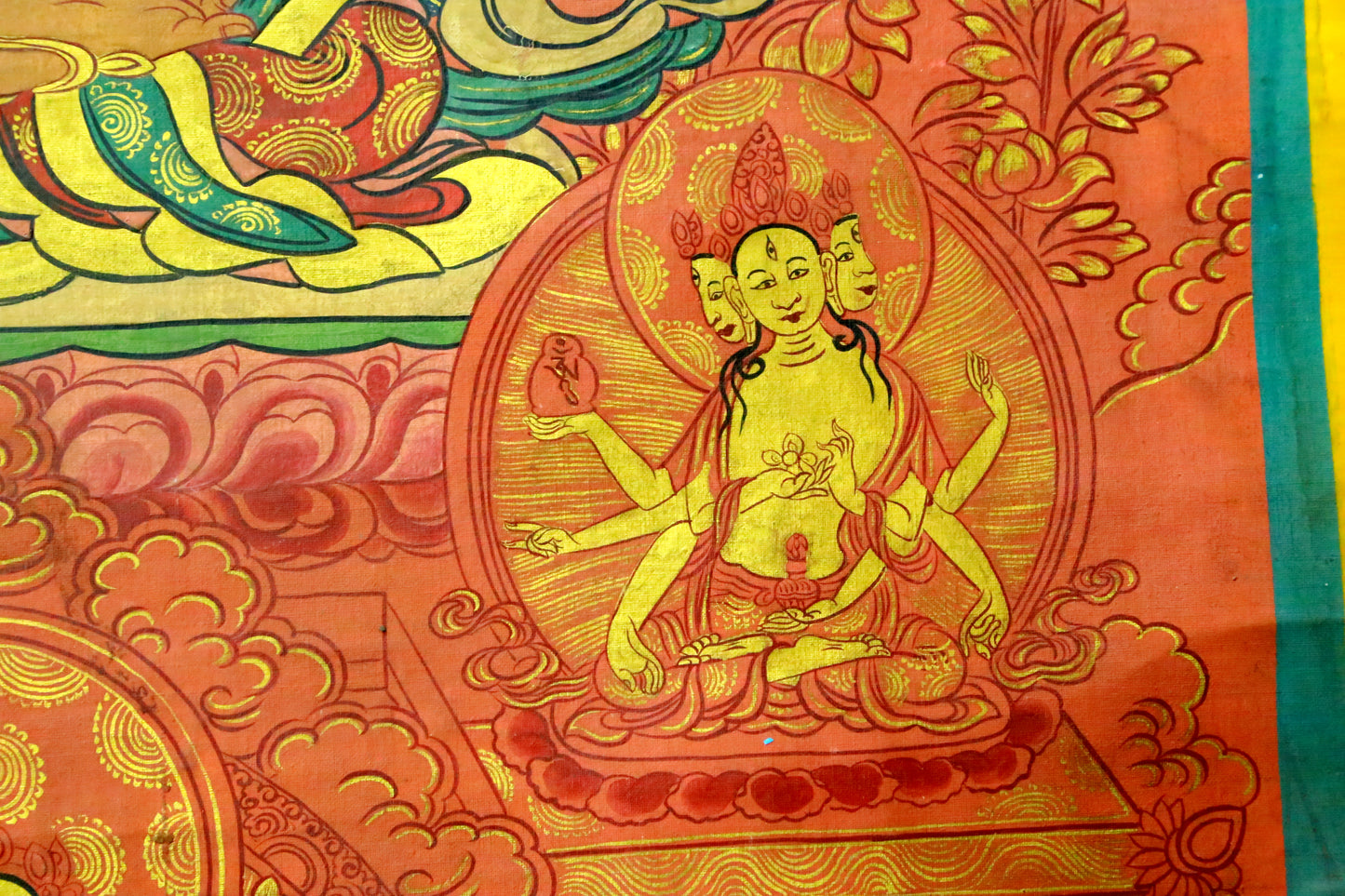 An Exquiste Painted Gold Amitabha Buddha Thangka