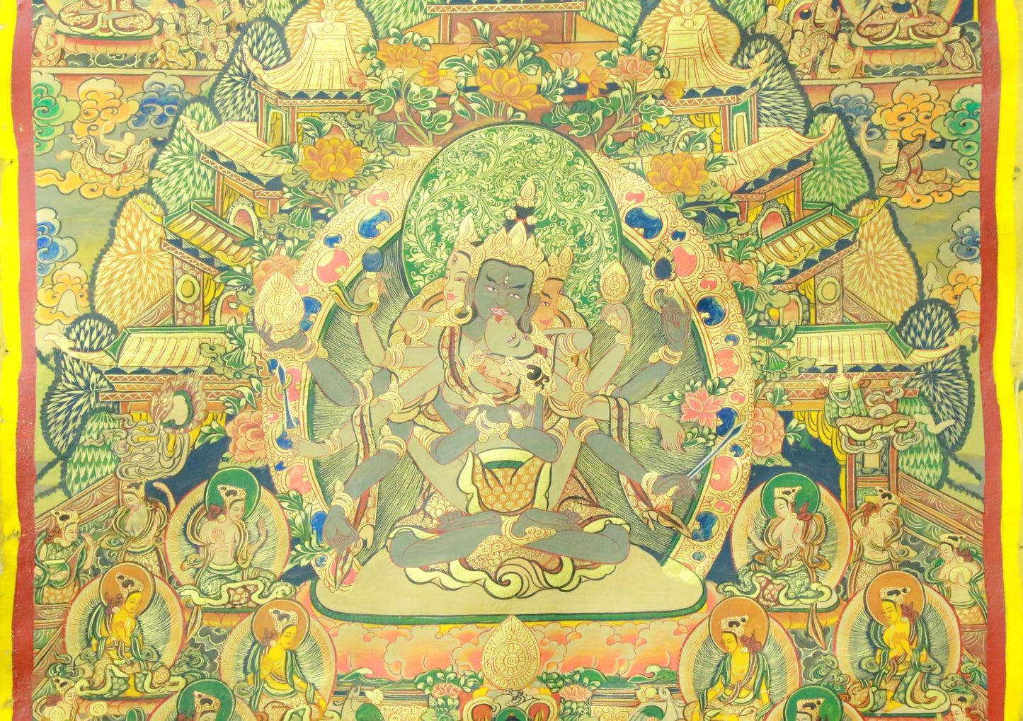 An Exquiste Painted Gold Tara Cowhide Thangka