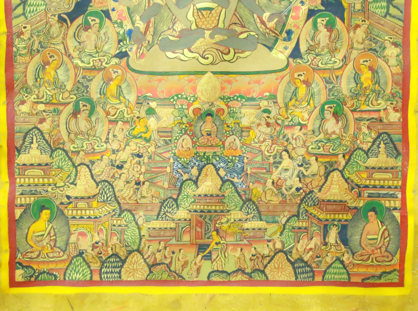 An Exquiste Painted Gold Tara Cowhide Thangka