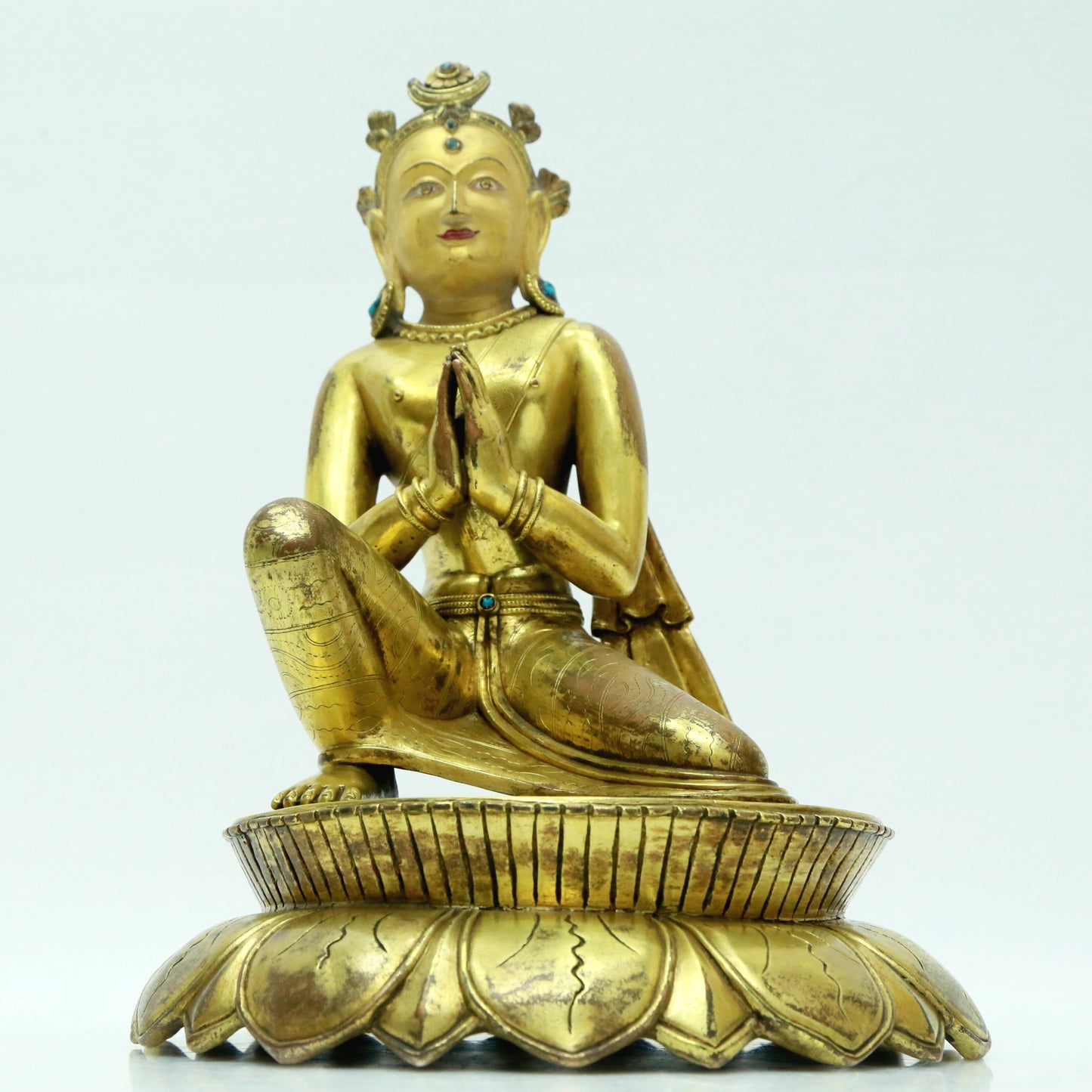 A Precious Gilt-Bronze Figure Of Bodhisattva