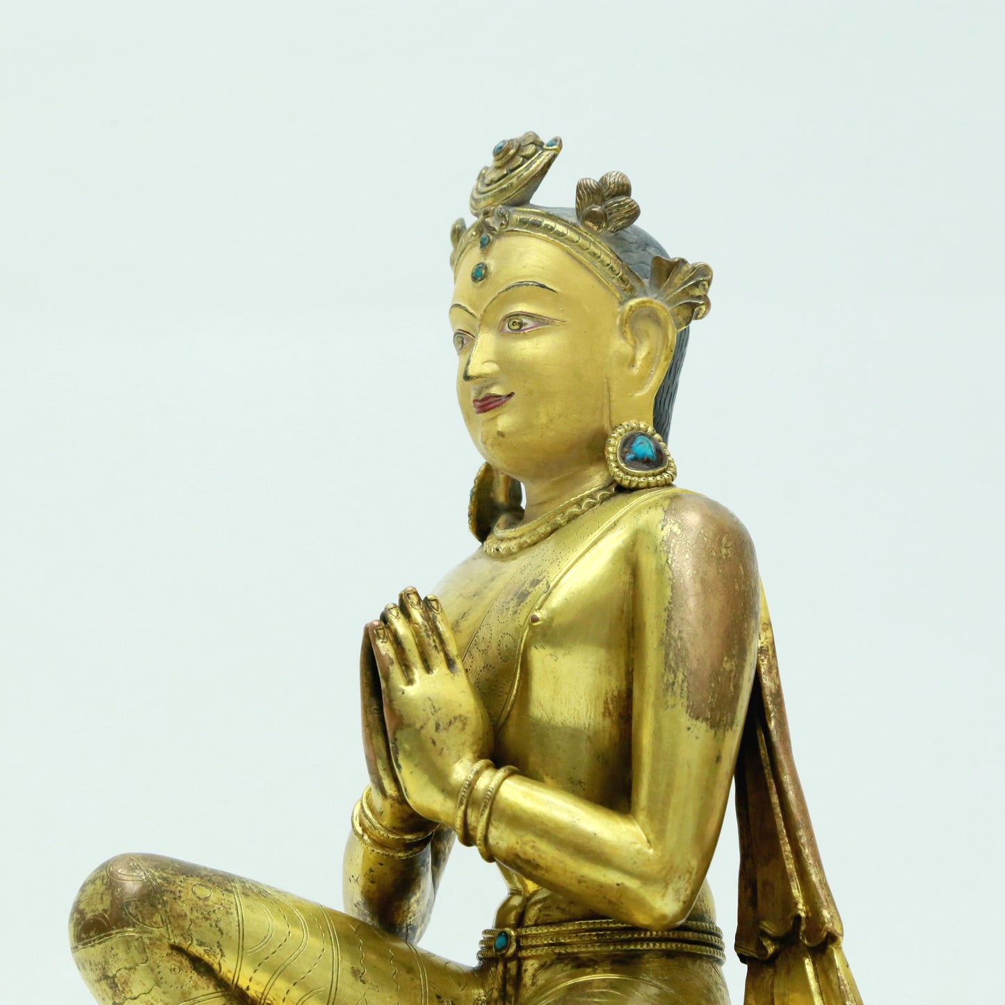 A Precious Gilt-Bronze Figure Of Bodhisattva