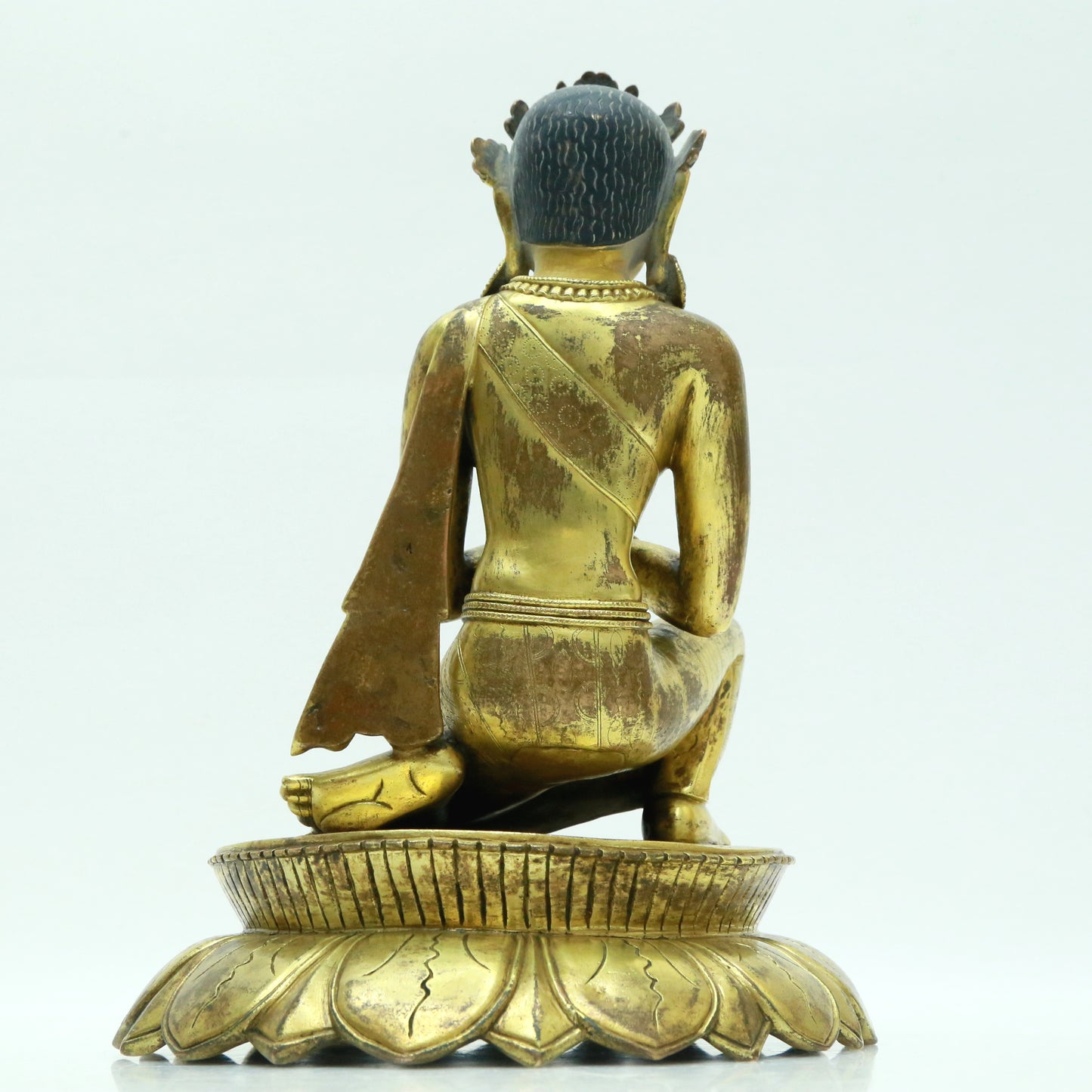 A Precious Gilt-Bronze Figure Of Bodhisattva