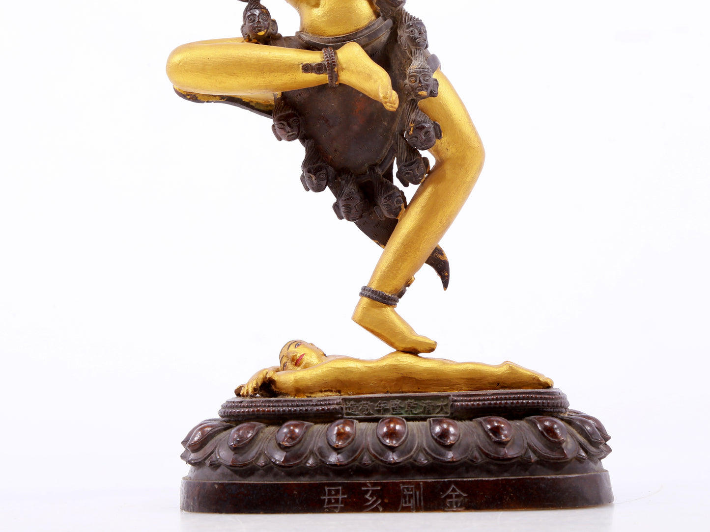 A gilt bronze Vajra statue