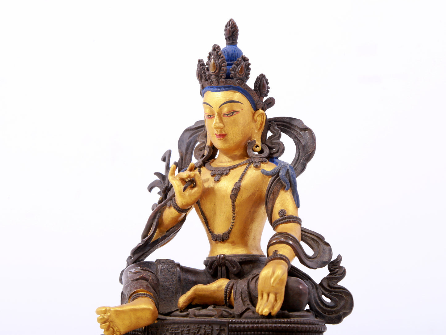 A Magnificent Gilt-Bronze Figure Of Bodhisattva