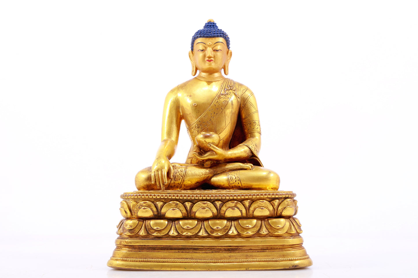 A Magnificent Gilt-Bronze Figure Of Buddha Shakyamuni