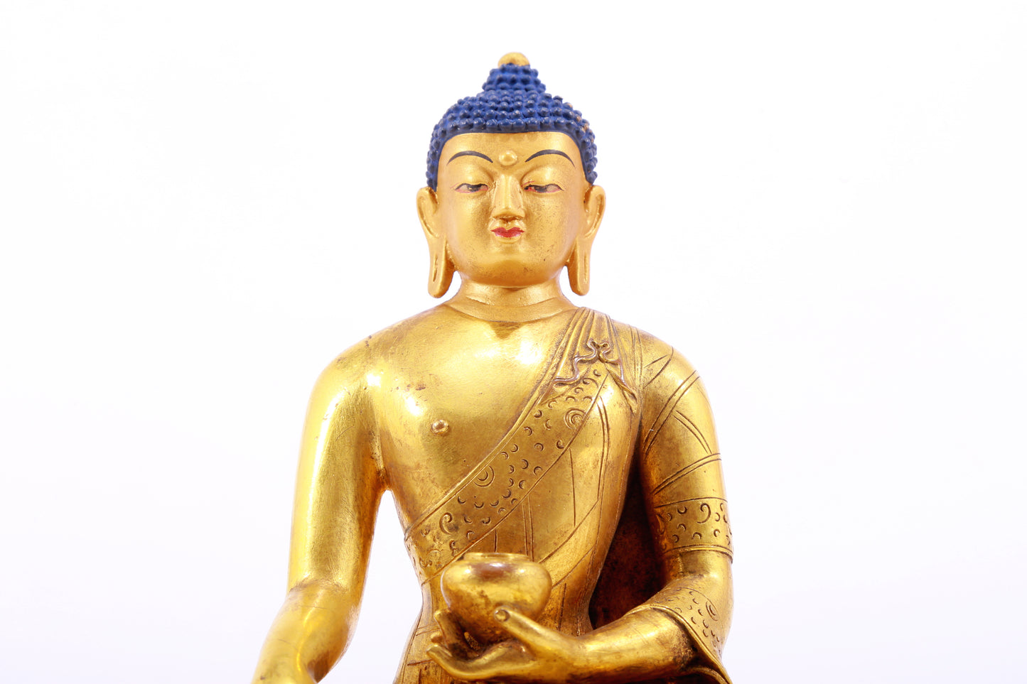 A Magnificent Gilt-Bronze Figure Of Buddha Shakyamuni