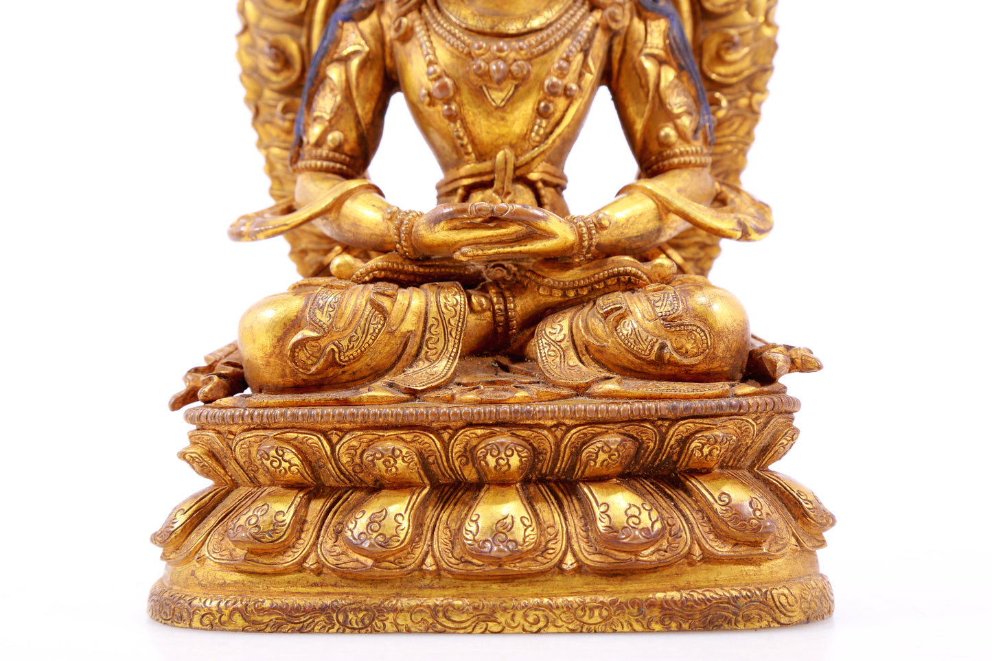 A gilt bronze statue of Bodhisattva