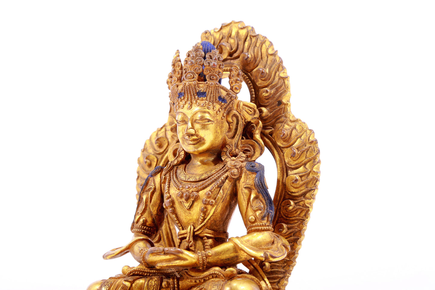 A gilt bronze statue of Bodhisattva