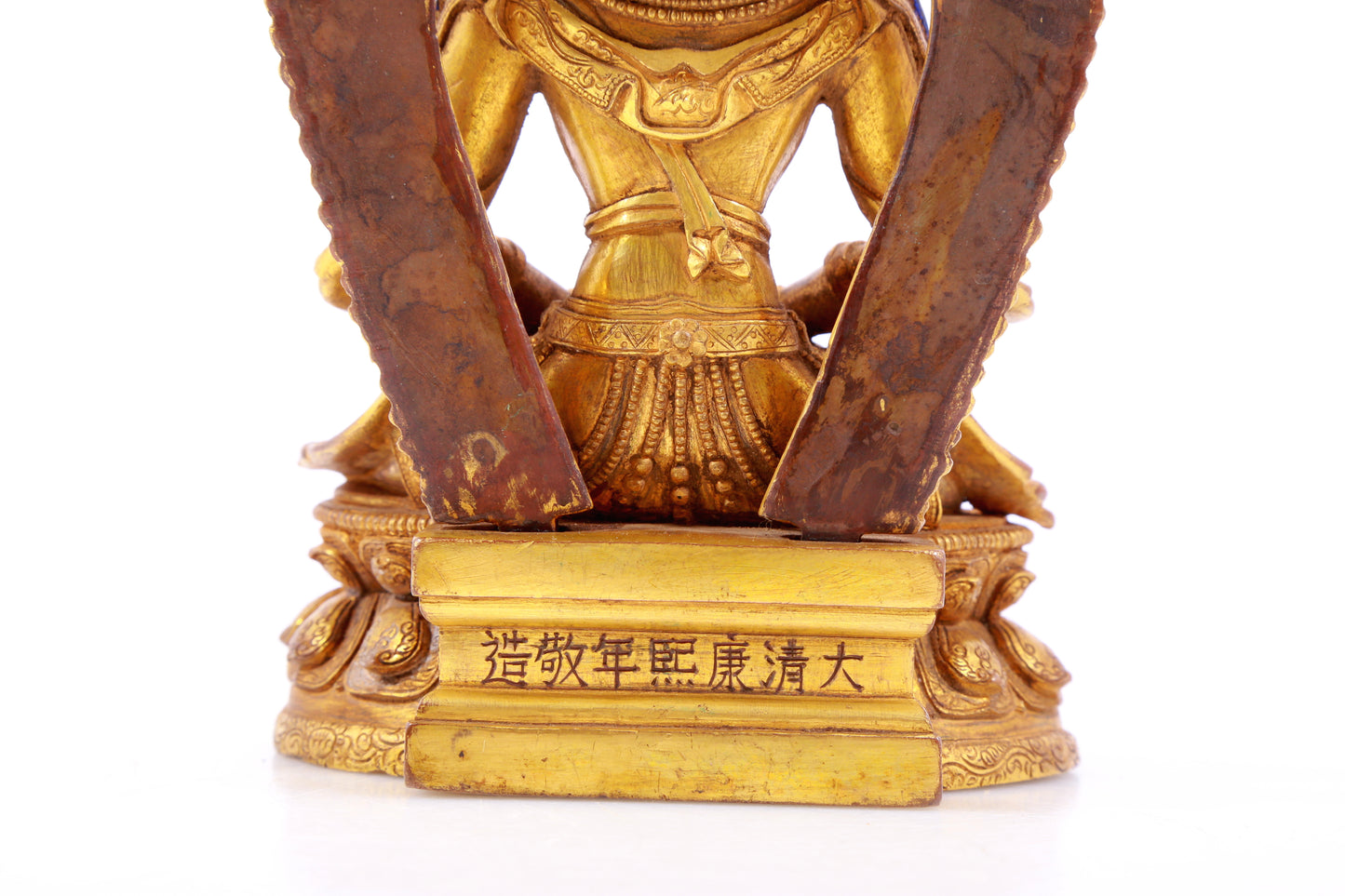 A gilt bronze statue of Bodhisattva