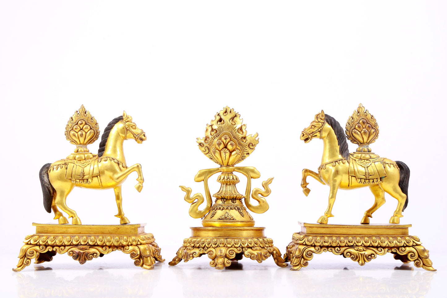 A Splendid Set Of Gilt-Bronze Ritual It