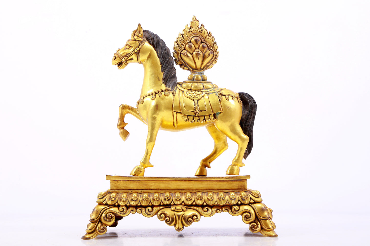 A Splendid Set Of Gilt-Bronze Ritual It