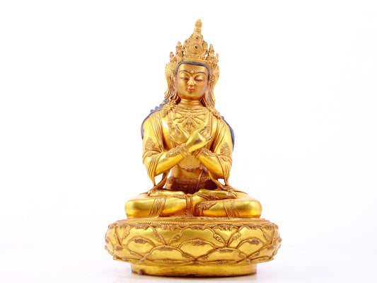 A gilt bronze statue of Bodhisattva