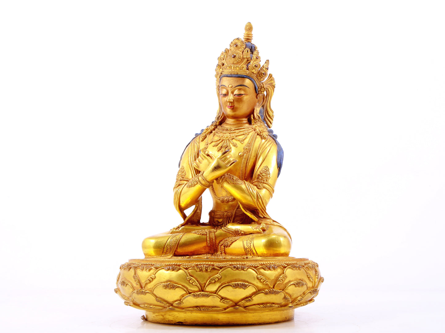 A gilt bronze statue of Bodhisattva