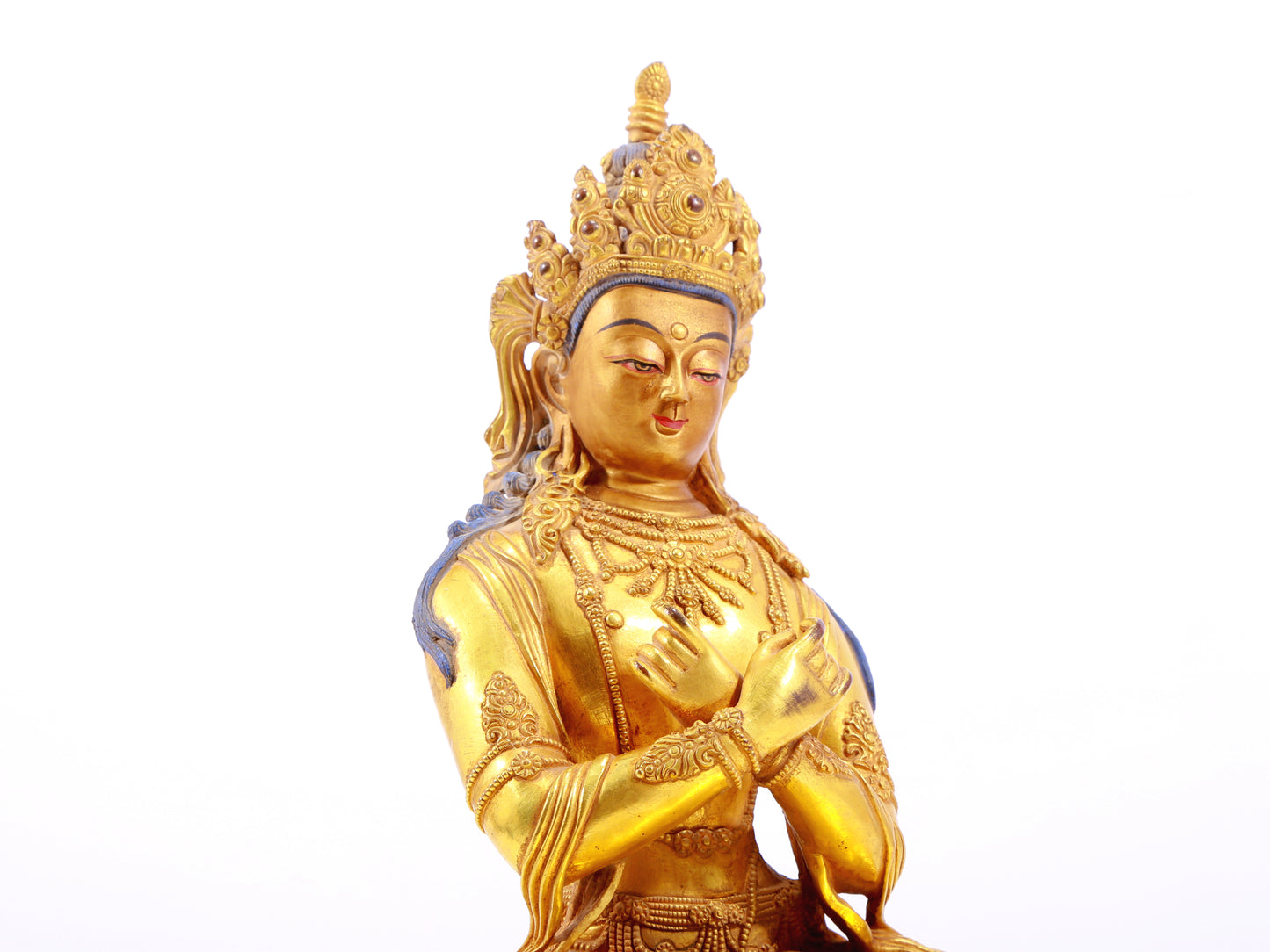 A gilt bronze statue of Bodhisattva