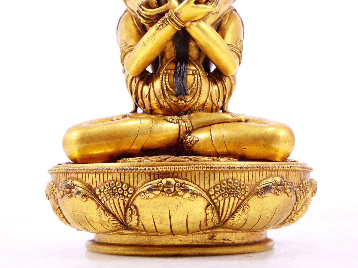 A gilt bronze statue of Bodhisattva