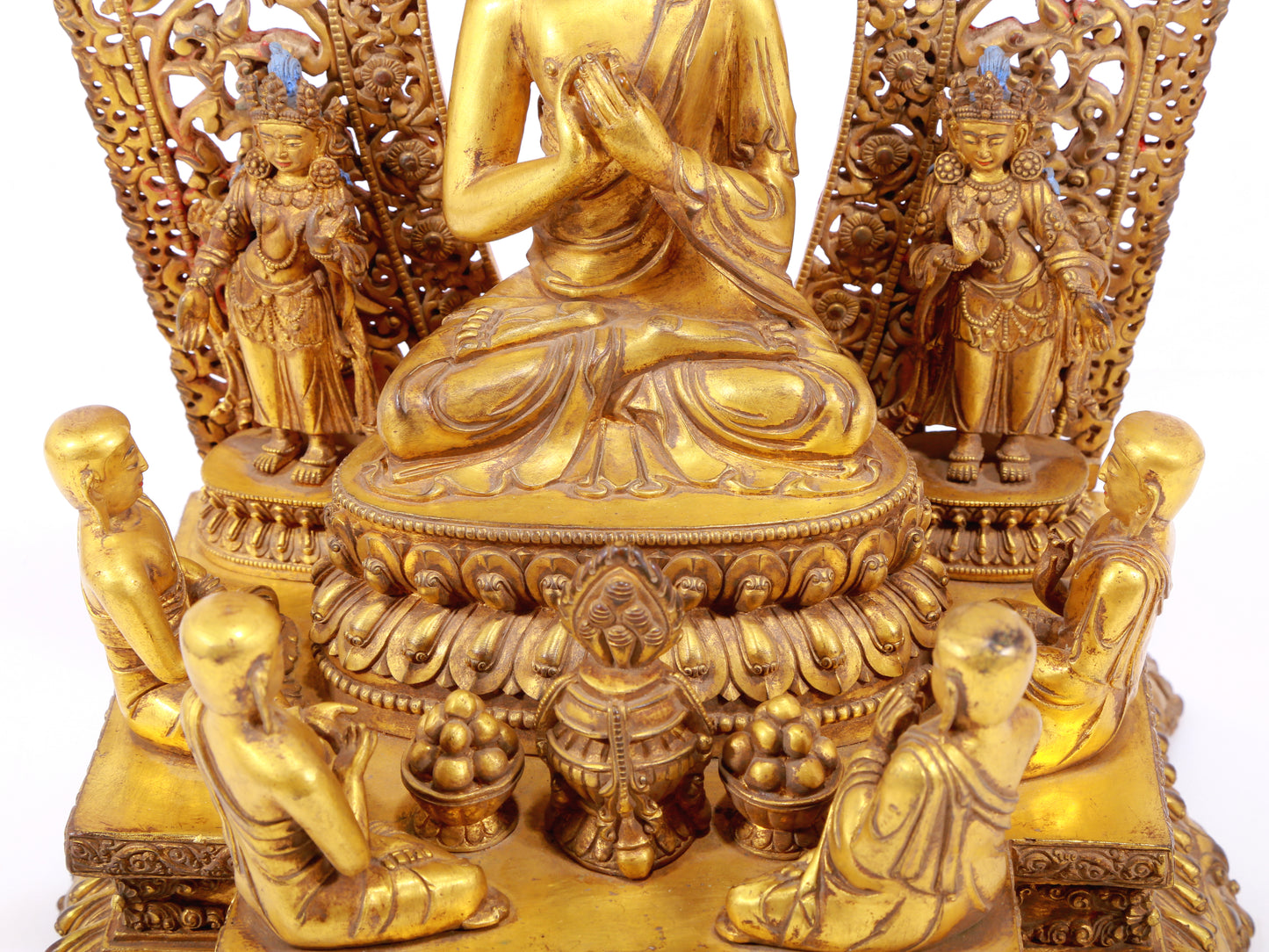 A Splendid Gilt-Bronze Figure Of Buddha Shakyamuni