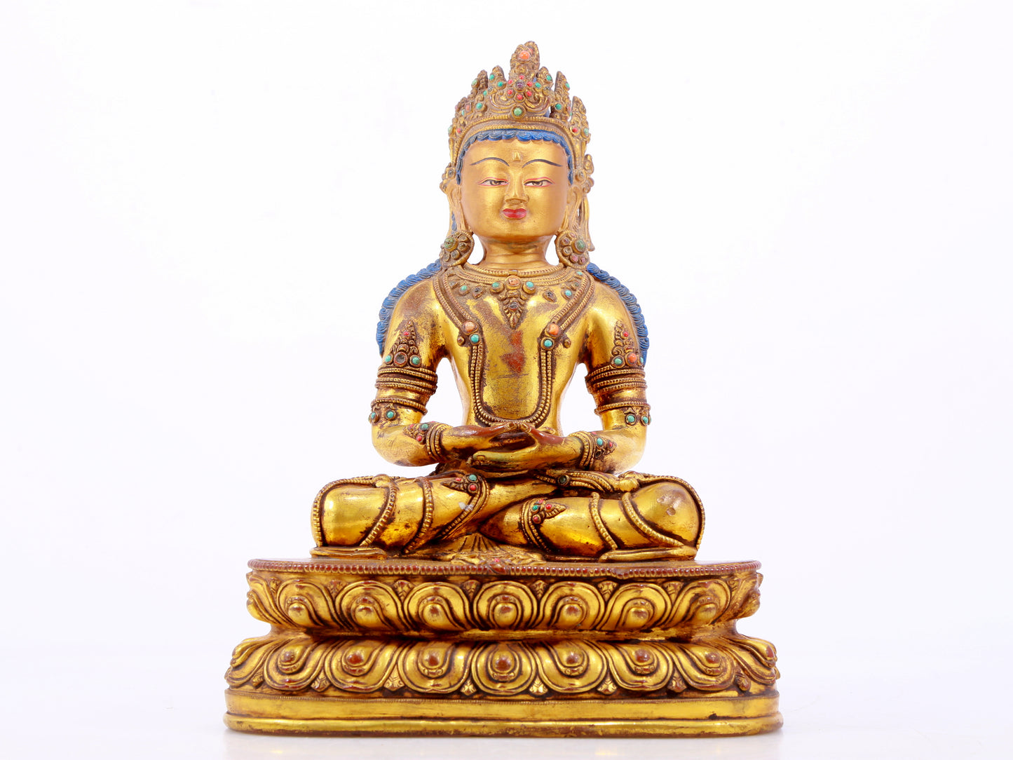 A gilt bronze statue of Amitayus Buddha inlaid with hundreds of treasures