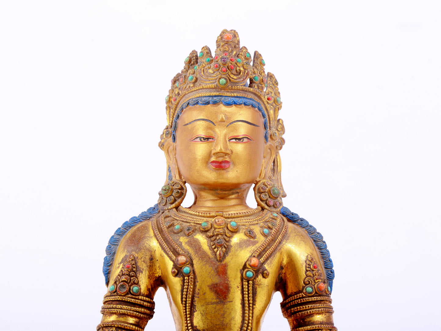 A gilt bronze statue of Amitayus Buddha inlaid with hundreds of treasures