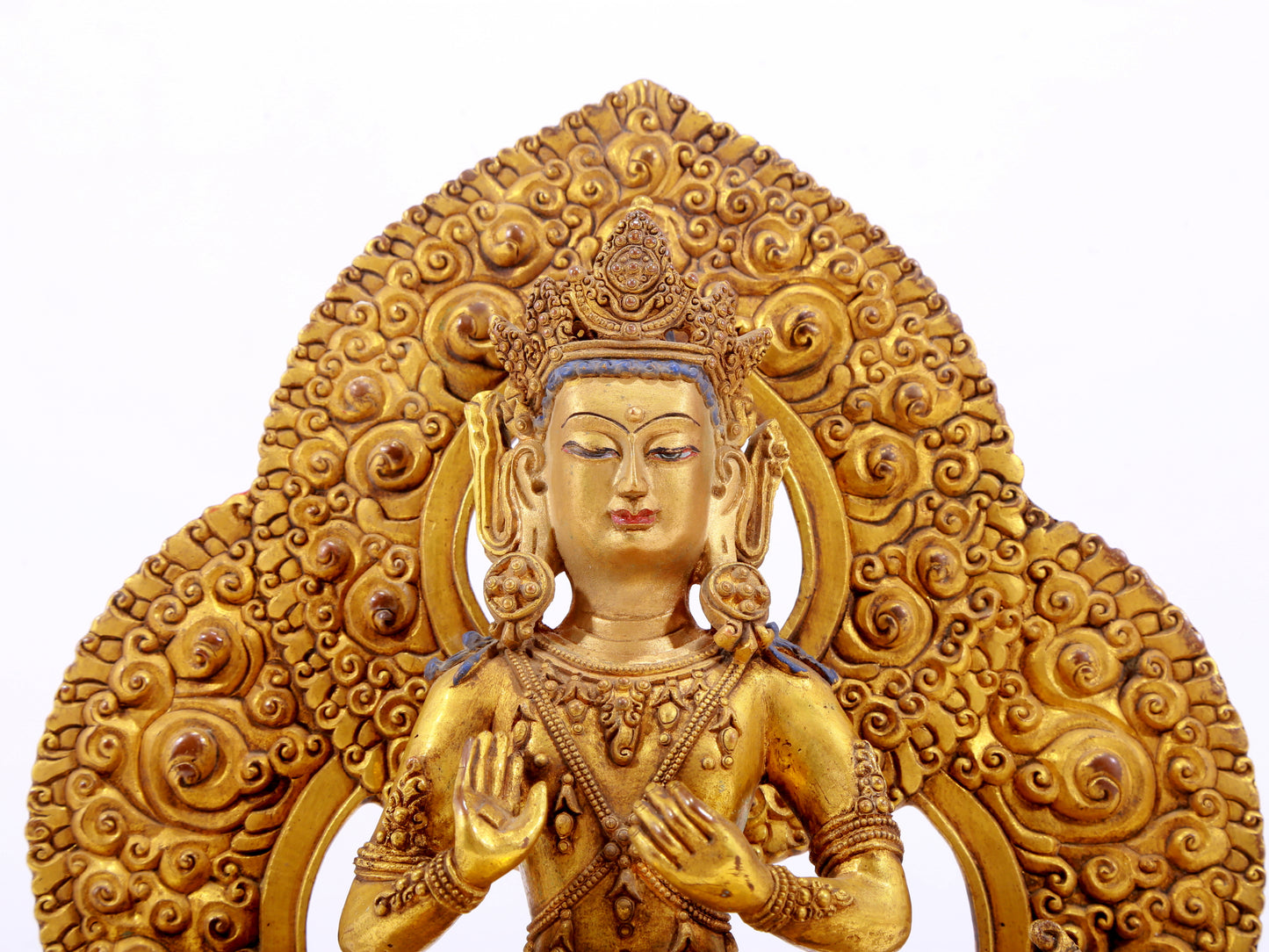 A gilt bronze statue of Bodhisattva