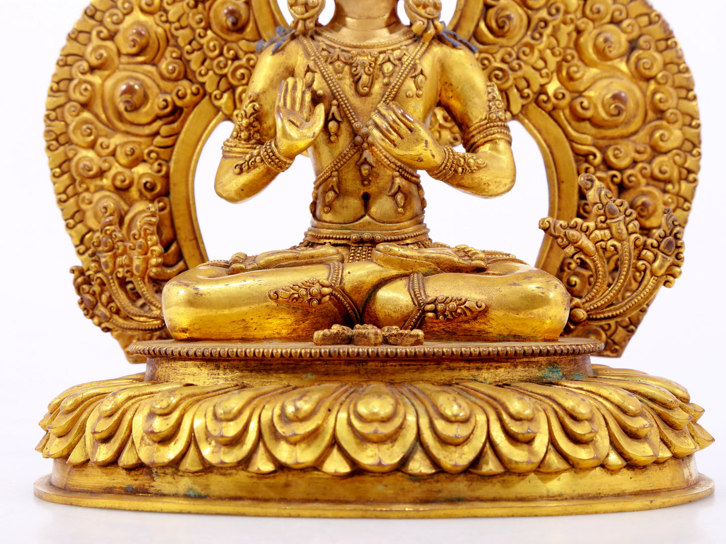 A gilt bronze statue of Bodhisattva