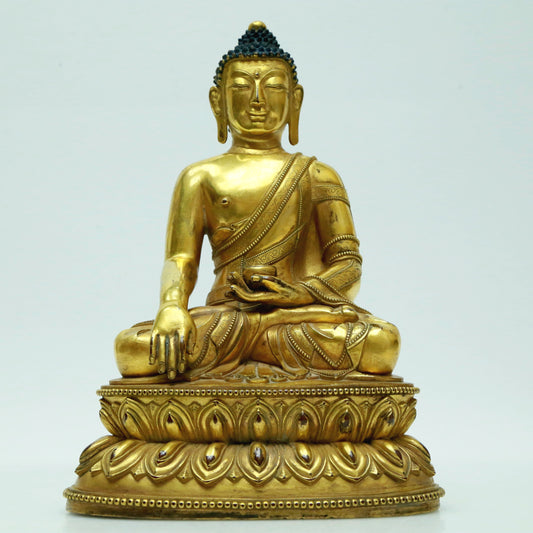 A Magnificent Gilt-Bronze Figure Of Buddha Shakyamuni