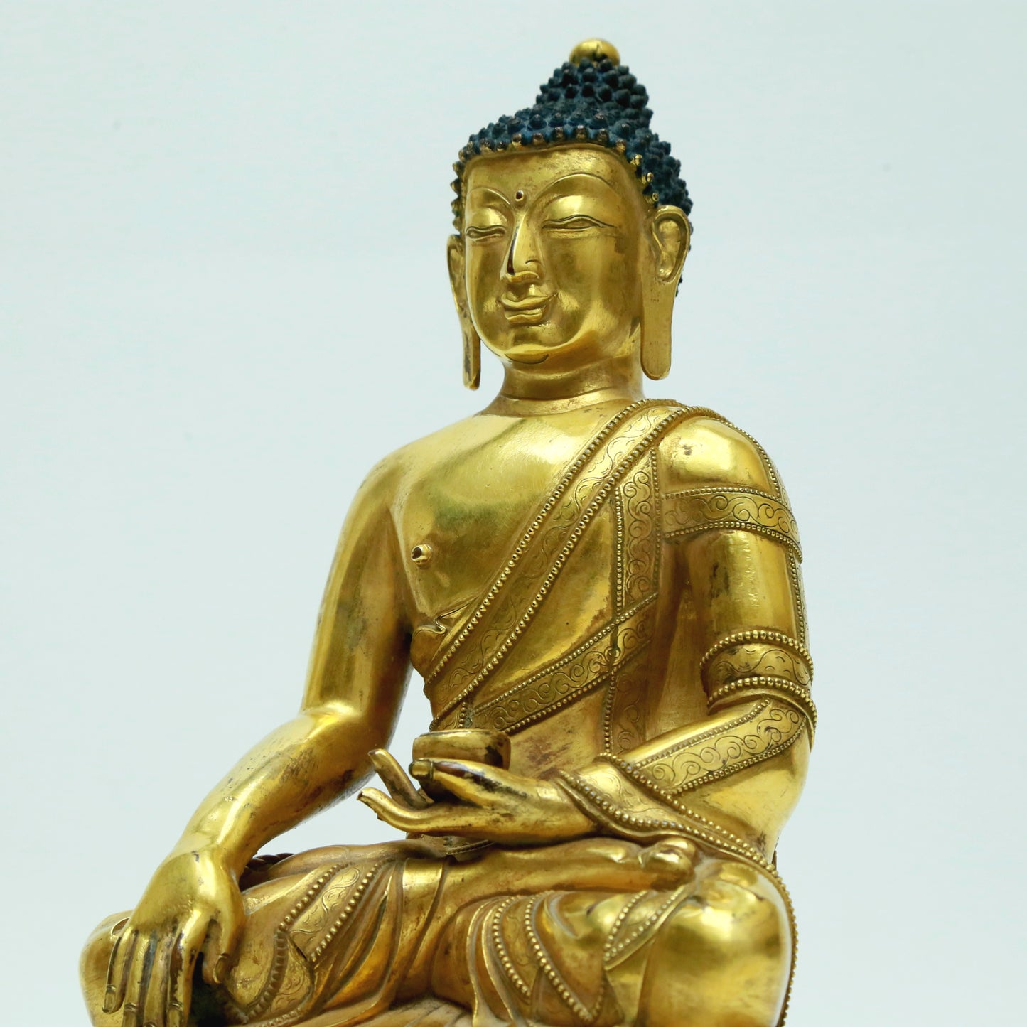 A Magnificent Gilt-Bronze Figure Of Buddha Shakyamuni