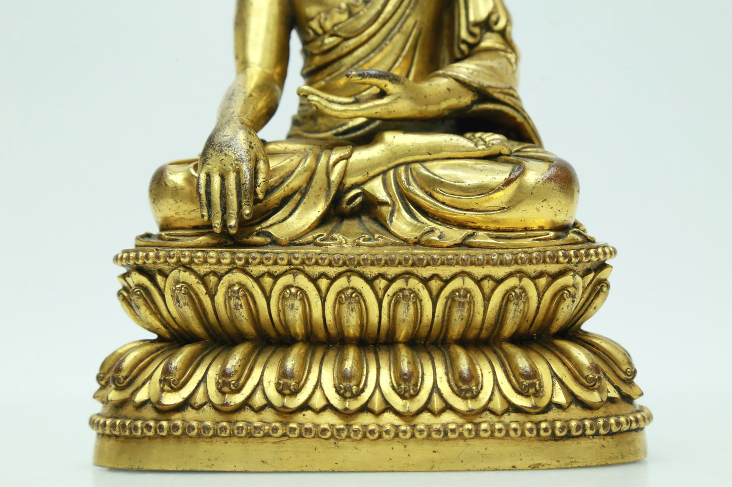 A Magnificent Gilt-Bronze Figure Of Buddha Shakyamuni