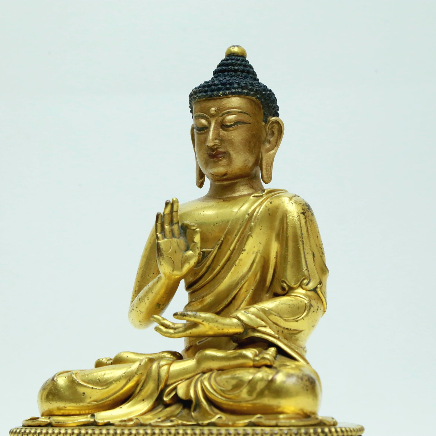 A Magnificent Gilt-Bronze Figure Of Buddha Shakyamuni